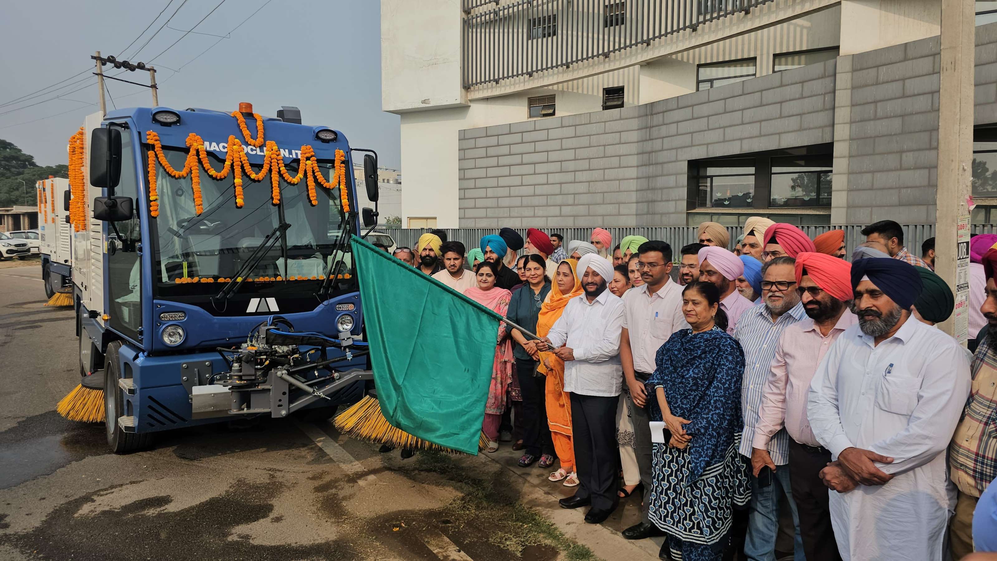 MLA Kulwant Singh gave green flag to 2 more new mechanical sweeping machines for cleanliness in Mohali city.